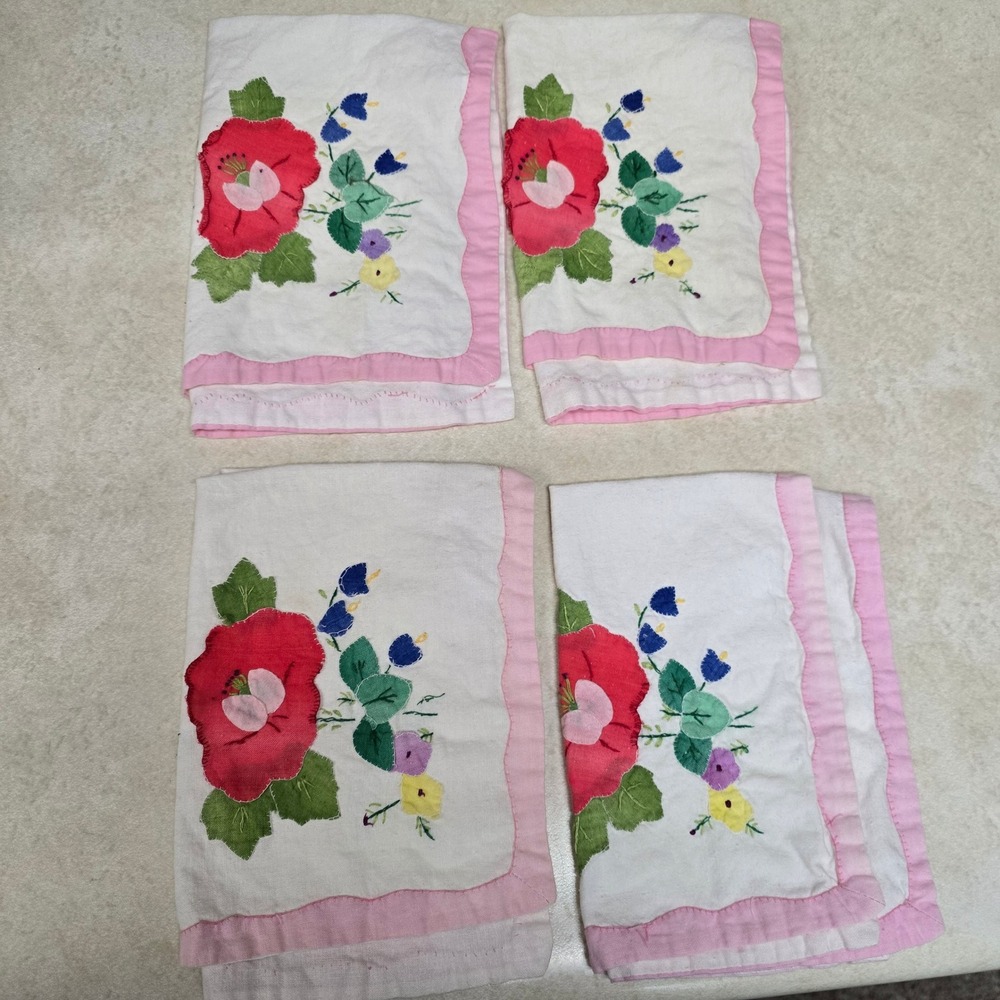 Vintage Hand Embroidered Floral Linen Napkins Set of 4 Pink Scalloped Edge 16x10
